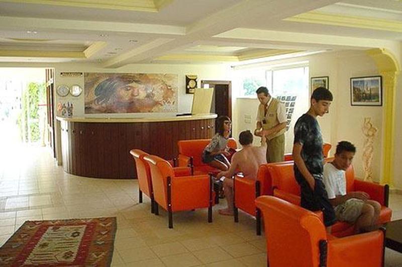 Imeros Hotel เกเมร์ ภายนอก รูปภาพ